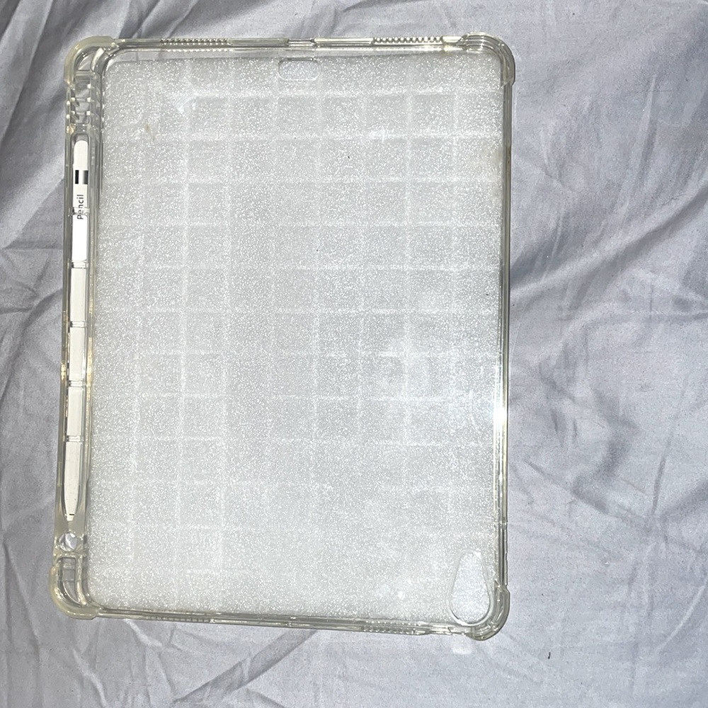 Brand new clear iPad case with place for stencil